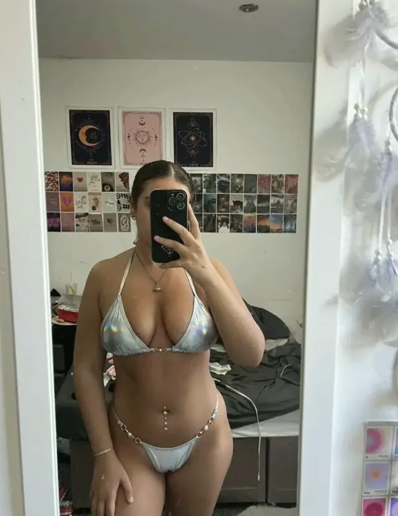Sex hookups Crawley